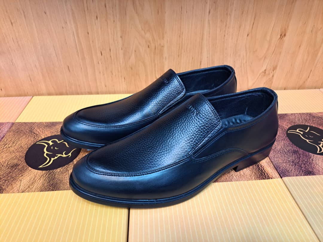 کفش های چرم کلاسیک مردانه